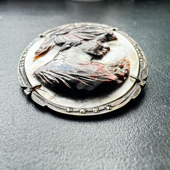 VTG Carved Abalone Shell Marcasite Woman Cameo Sterling Silver Pendant Brooch - Picture 5 of 7